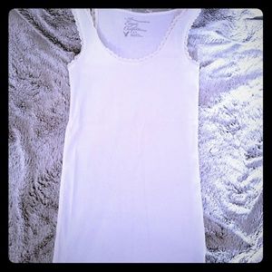 American Eagle tank with lace